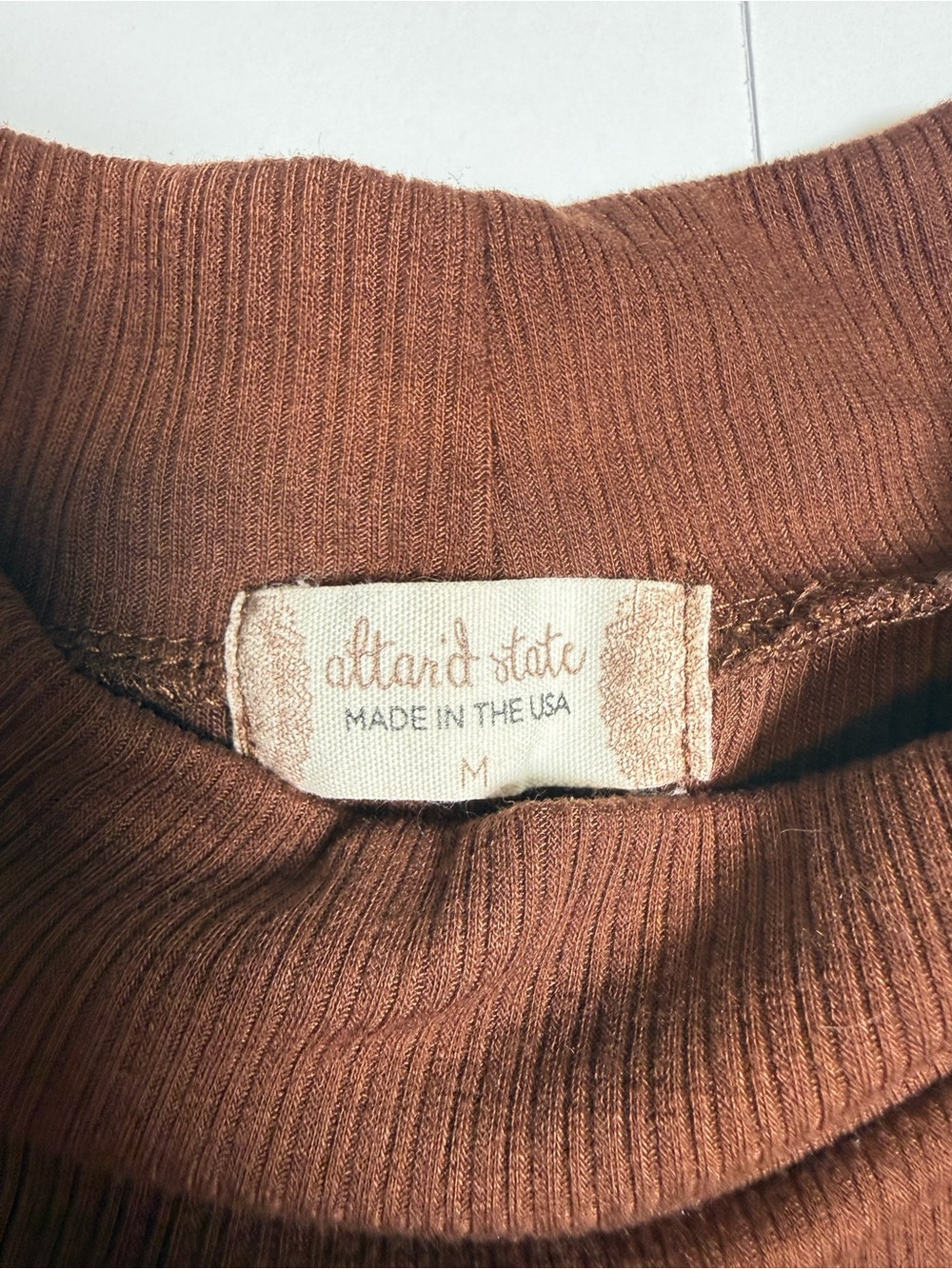 Altar'd State Brown Ribbed Mock Neck Knit Cropped Long Sleeve Top Women’s M - Picture 2 of 7